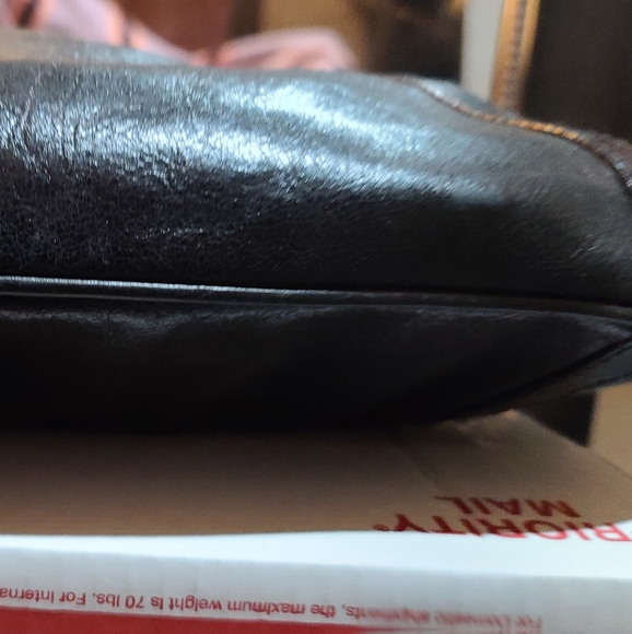 Auth.  Dolce & Gabbana bag - Picture 9 of 13